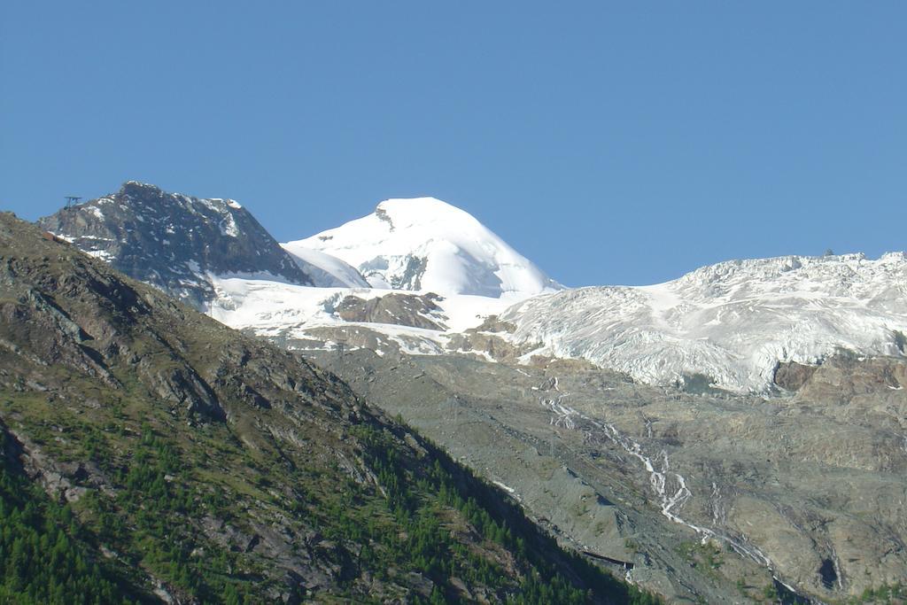 Apartmenthaus Holiday Saas-Fee Exterior photo